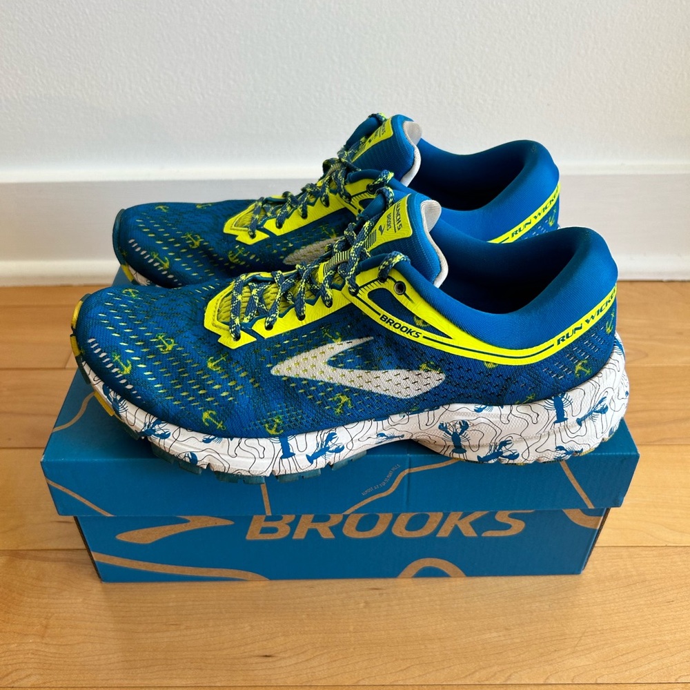 Brooks Launch 5 Blue and Yellow Athletic Shoes - Picture 4 of 7